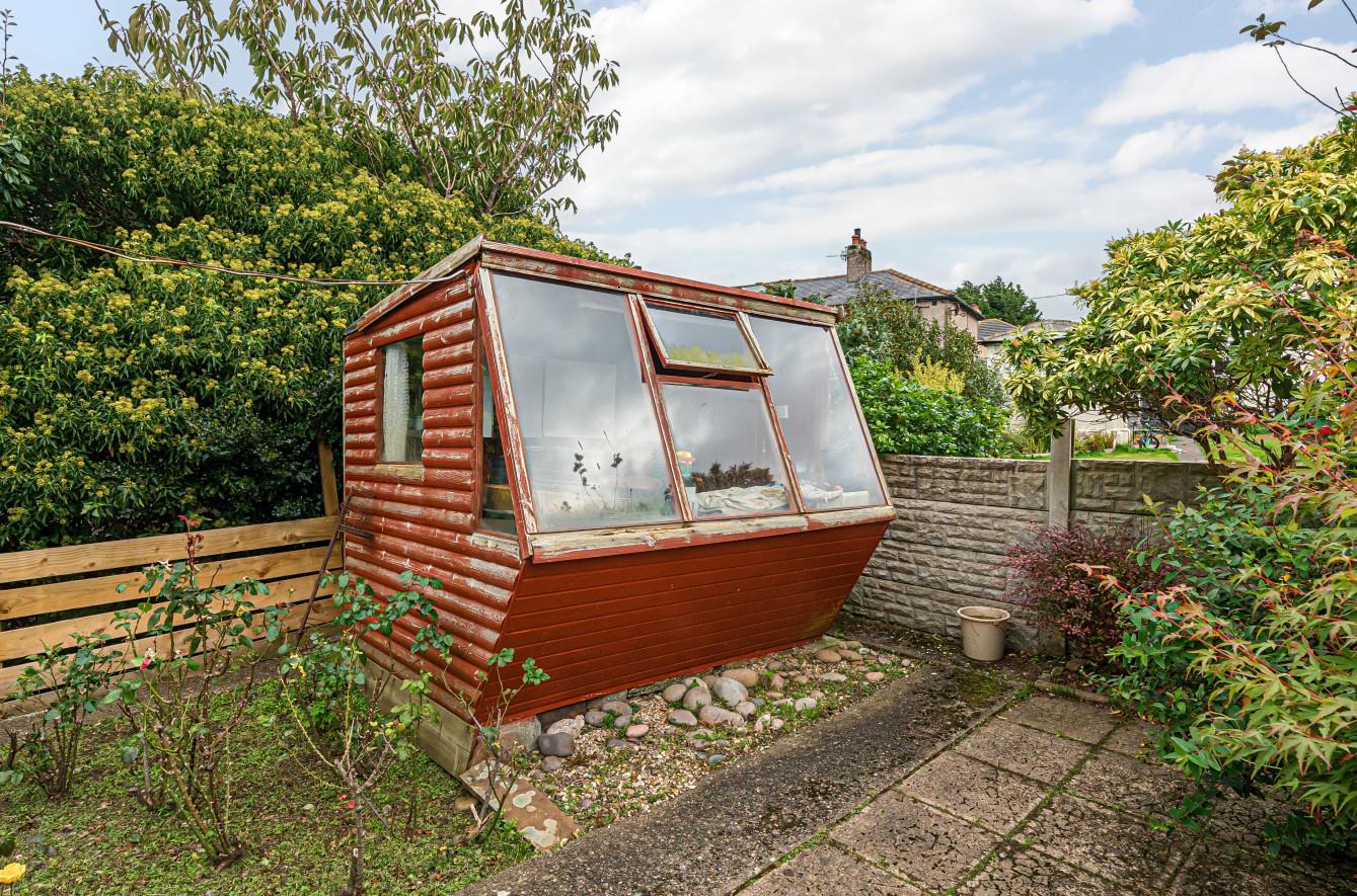 The Crescent, Thornhill, Egremont Grisdales